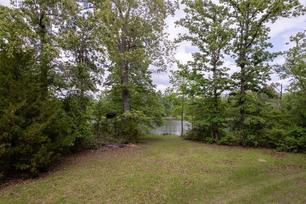0.75 acres in ANDERSON County - photo 8