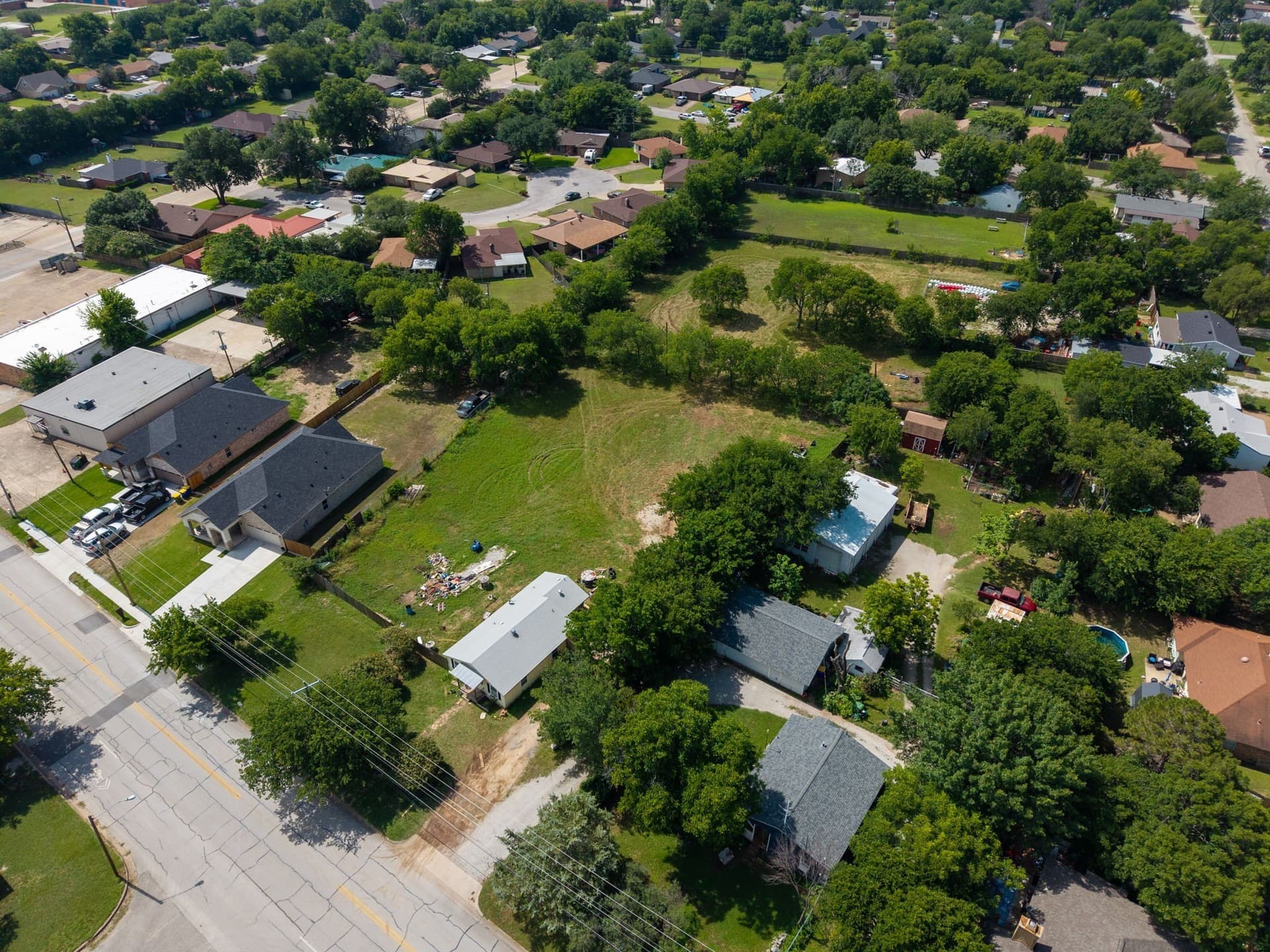 1.74 acres in Tarrant County gallery image 4