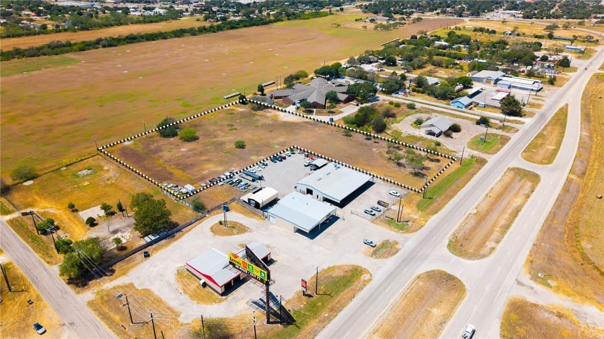3 acres in San Patricio County - photo 8