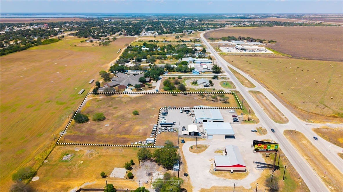 3 acres in San Patricio County - photo 9