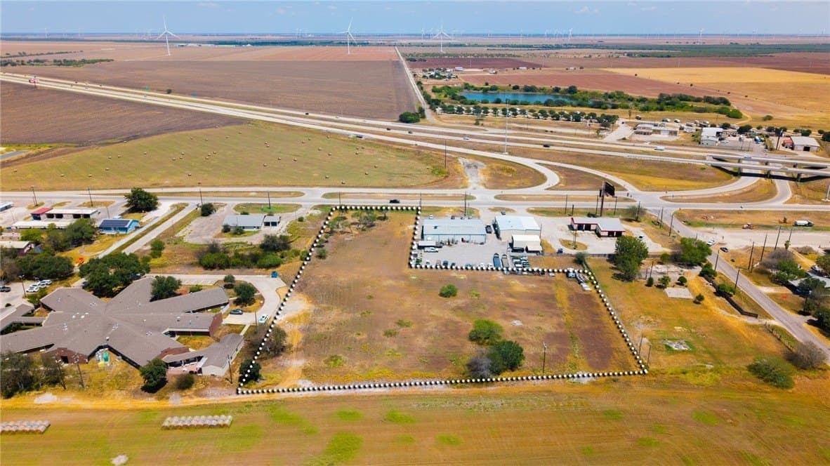 3 acres in San Patricio County - photo 4