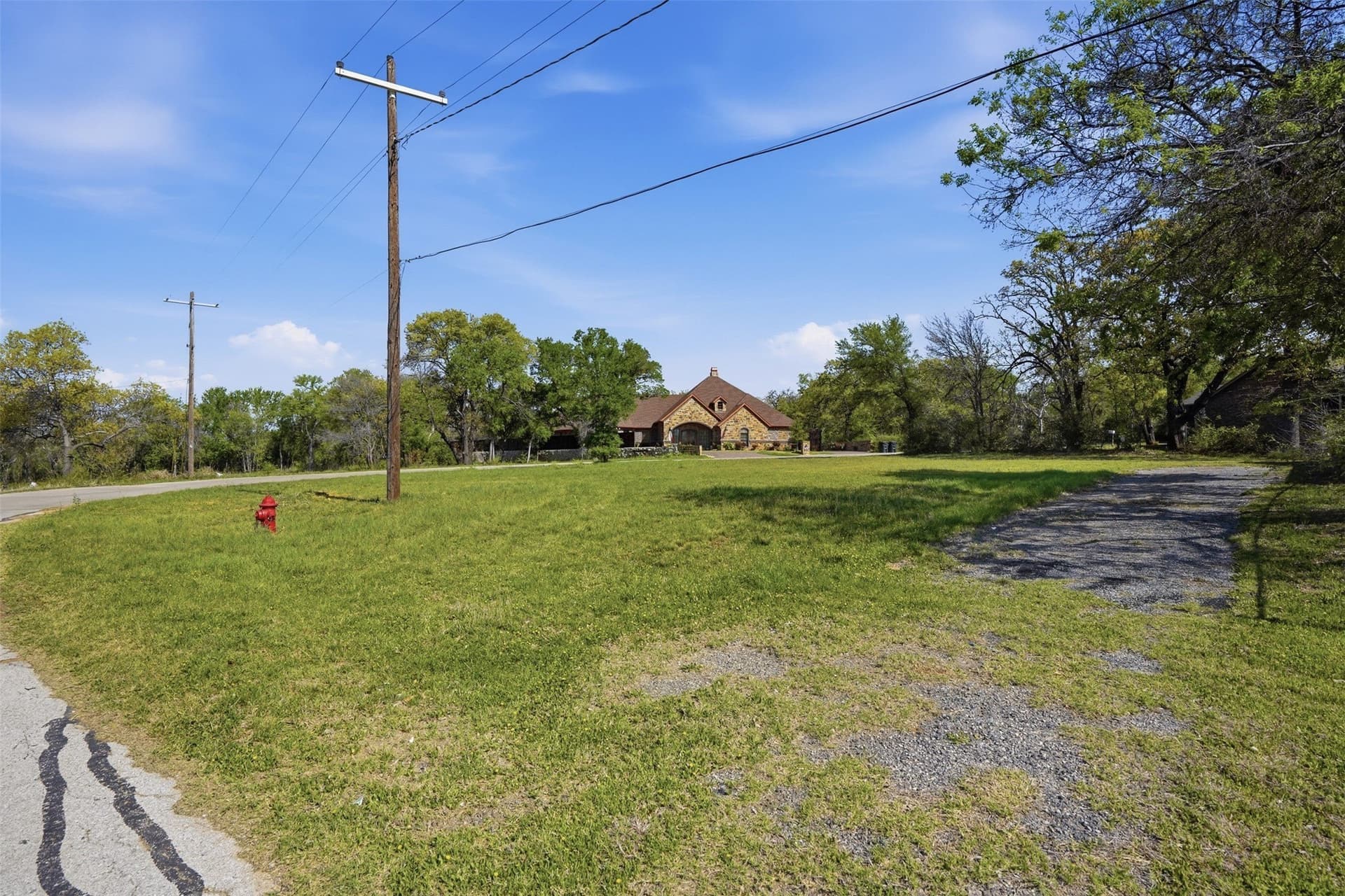 0.35 acres in Tarrant County - photo 8