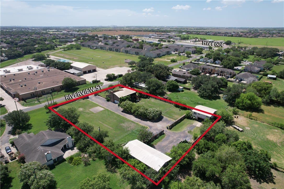 56,184 acres in Nueces County - photo 40
