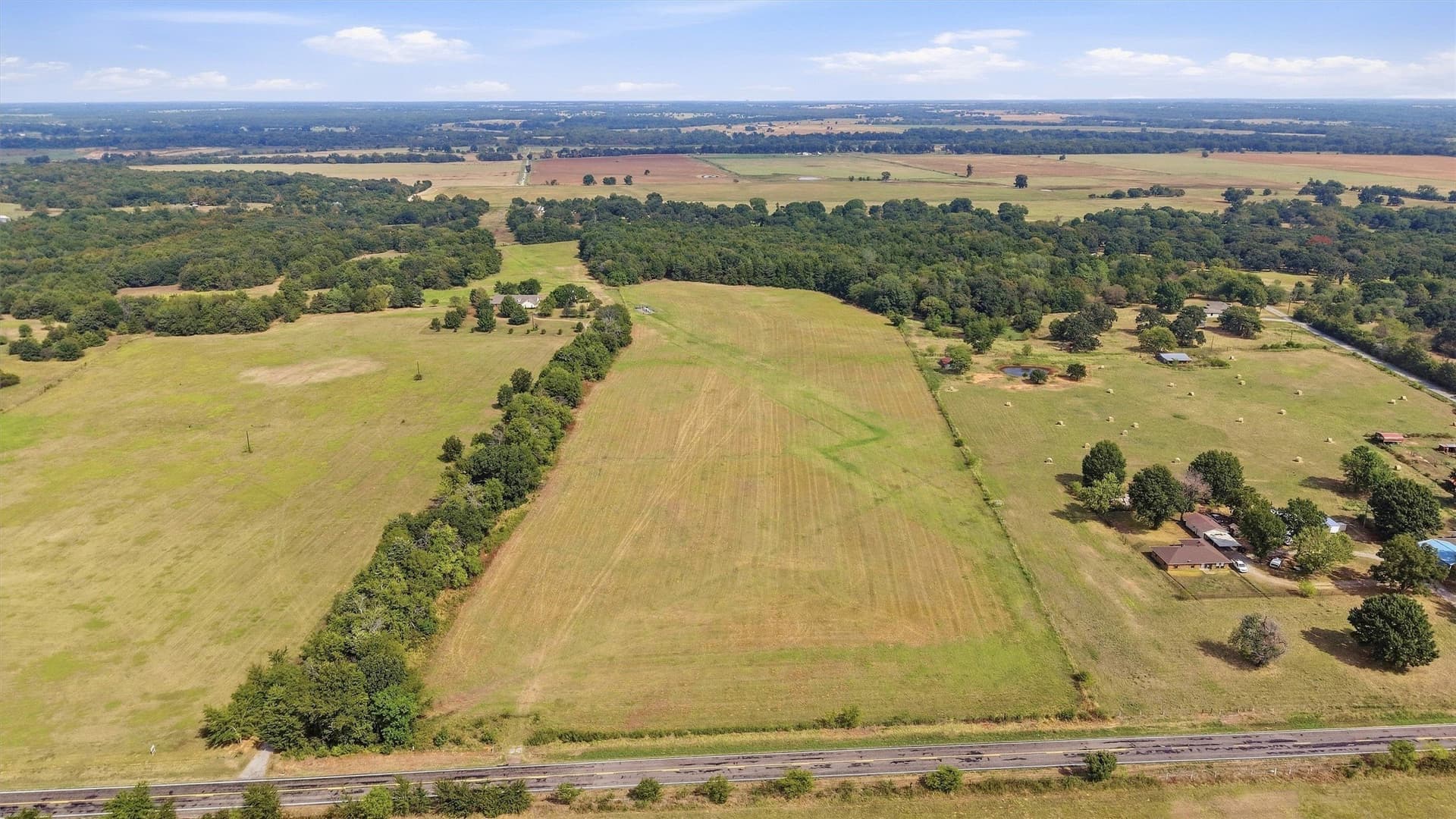 18.28 acres in Grayson County - photo 4