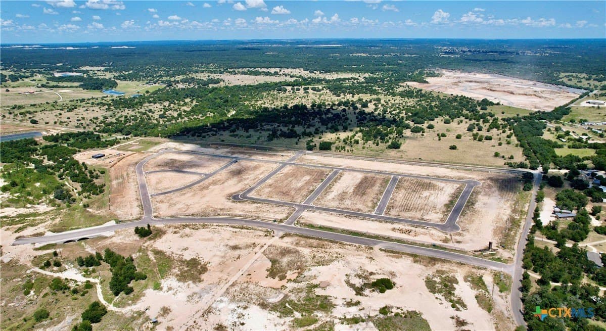 190 acres in Williamson County - photo 9