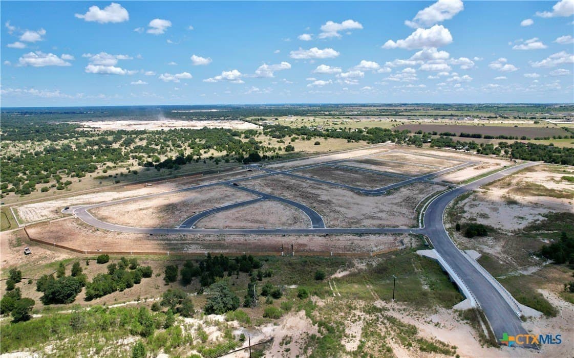 190 acres in Williamson County - photo 8