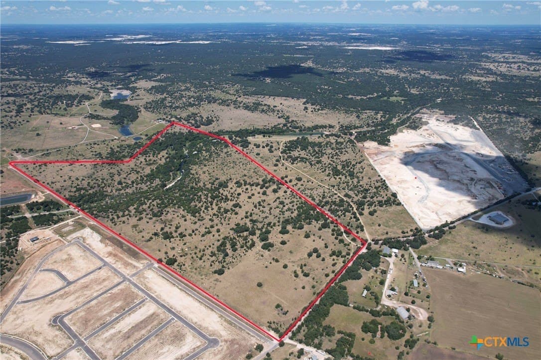 190 acres in Williamson County - photo 4