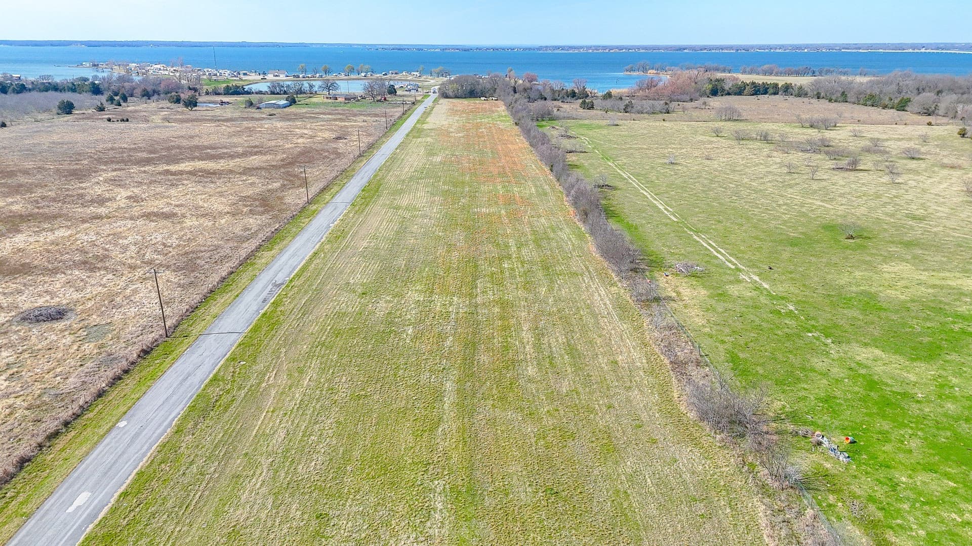 1 acres in Navarro County - photo 9