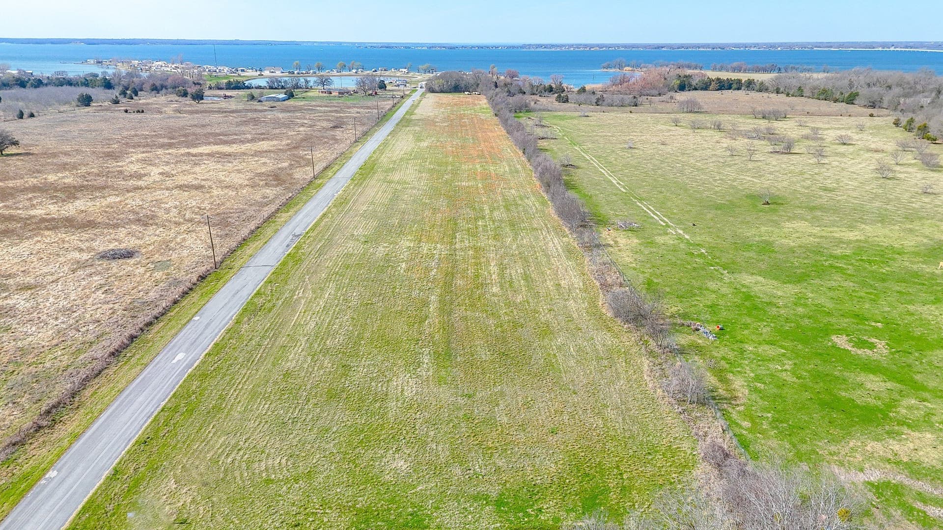 1 acres in Navarro County - photo 8
