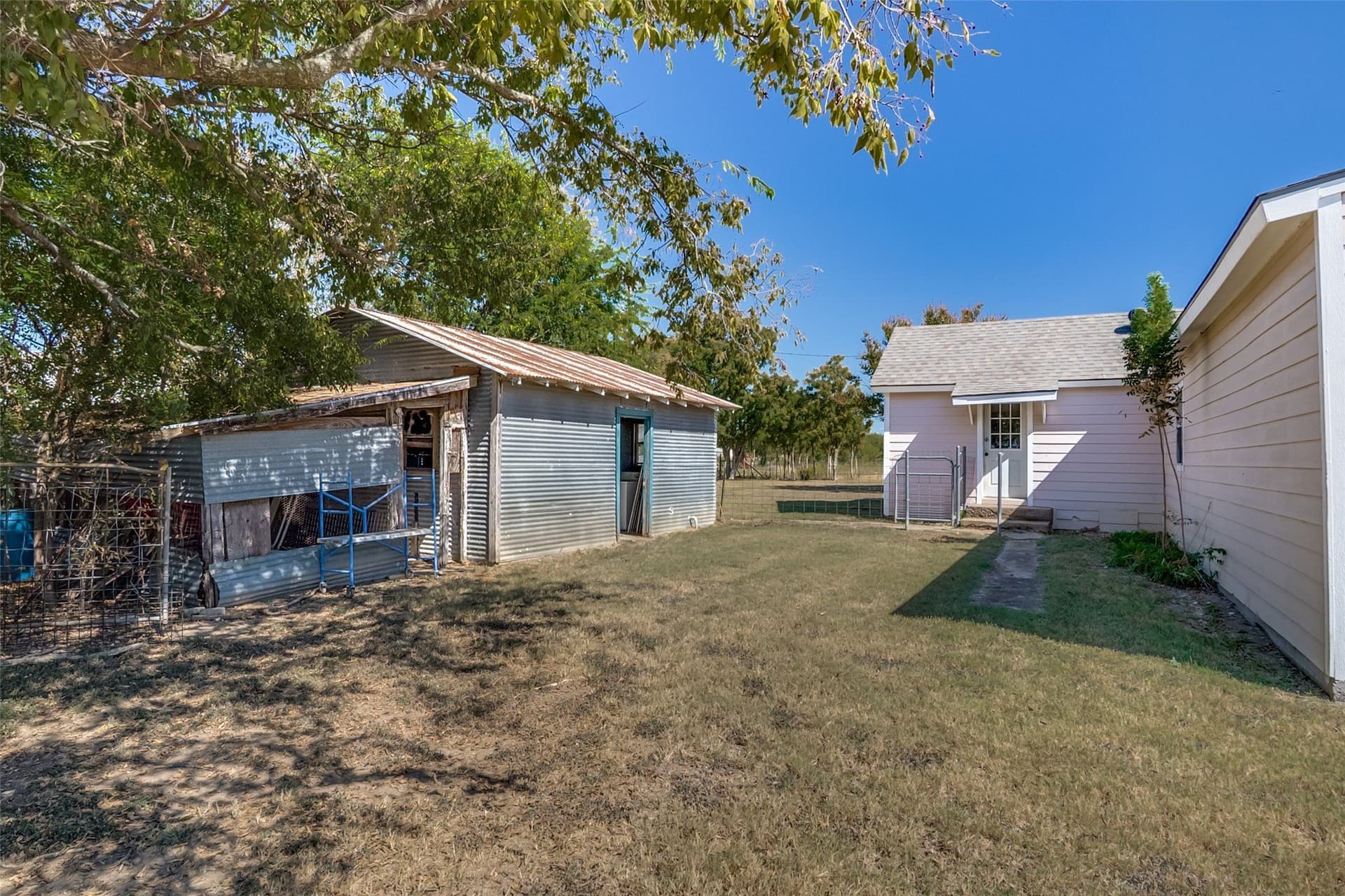 25.07 acres in Johnson County - photo 6