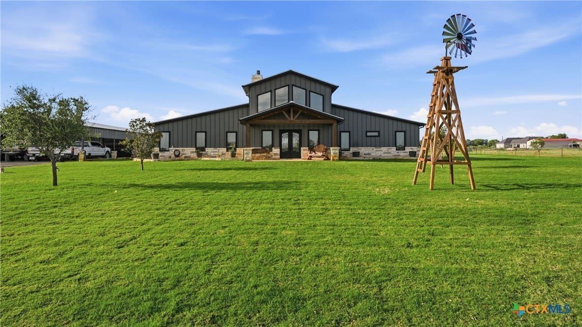 18 acres in Bexar County - photo 2