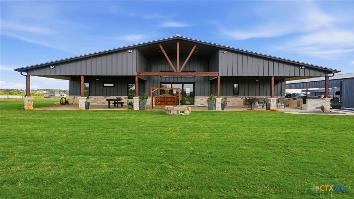 18 acres in Bexar County - photo 40