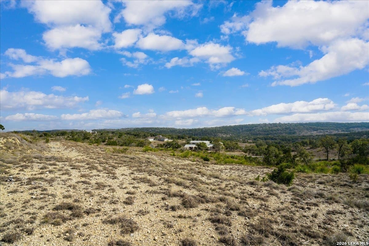 5.06 acres in Comal County - photo 4