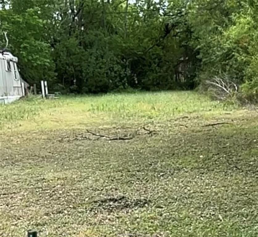 0.38 acres in Burleson County