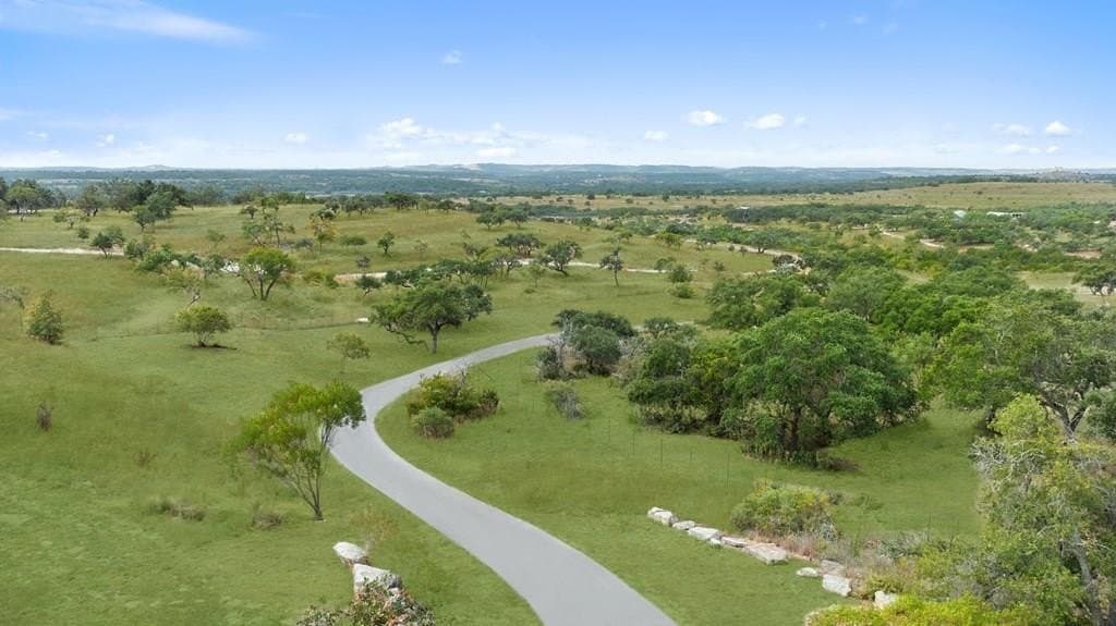 28.53 acres in Blanco County gallery image 2