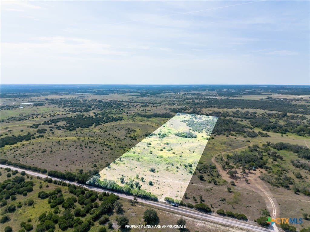 20.89 acres in Lampasas County gallery image 2