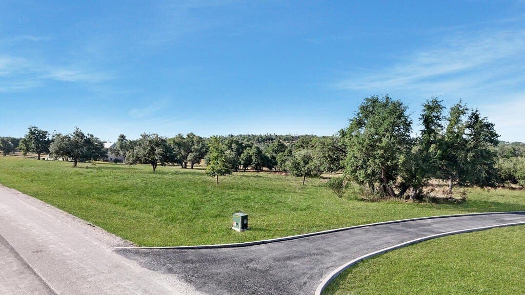 7.48 acres in Gillespie County - photo 4