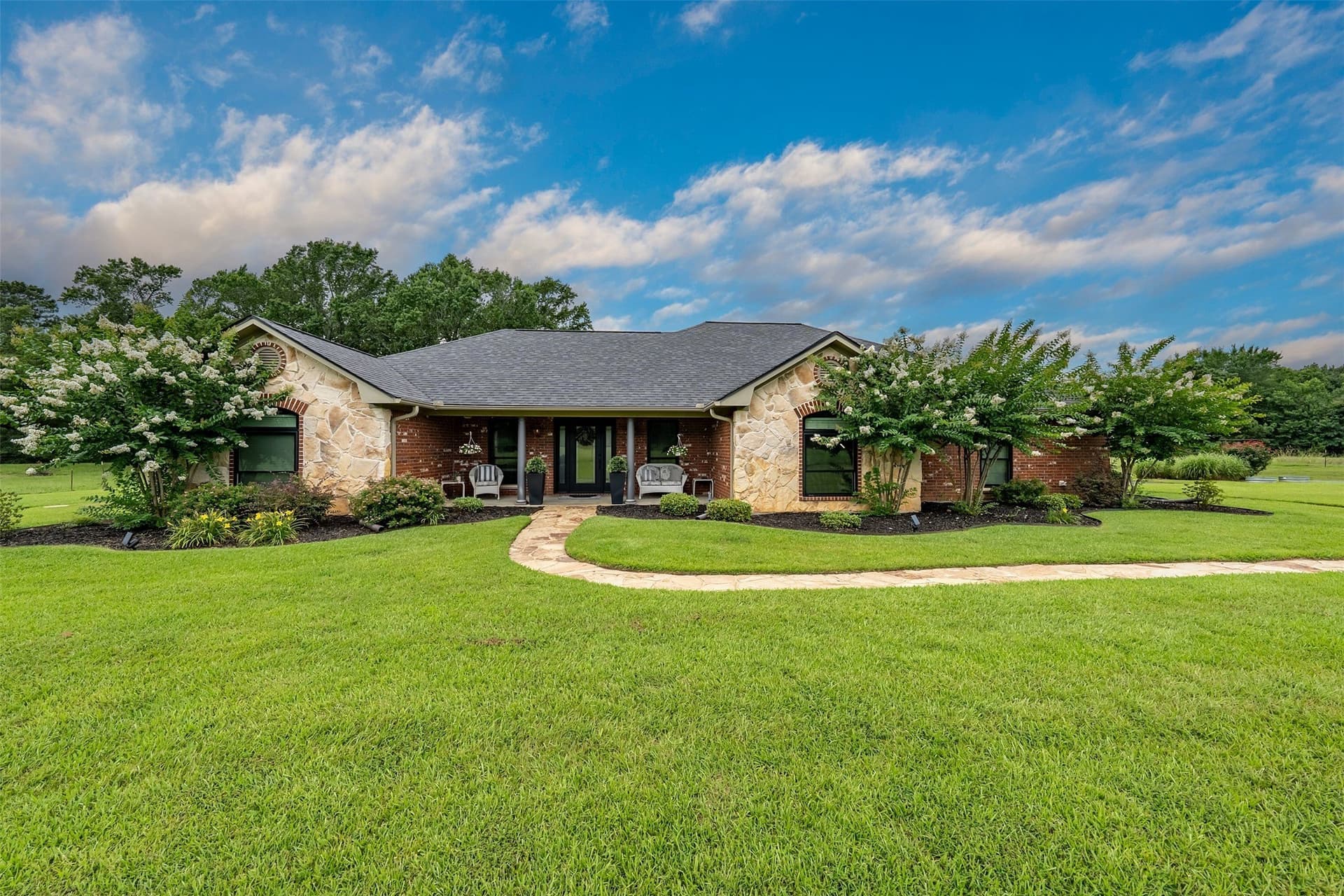 10.87 acres in Gregg County