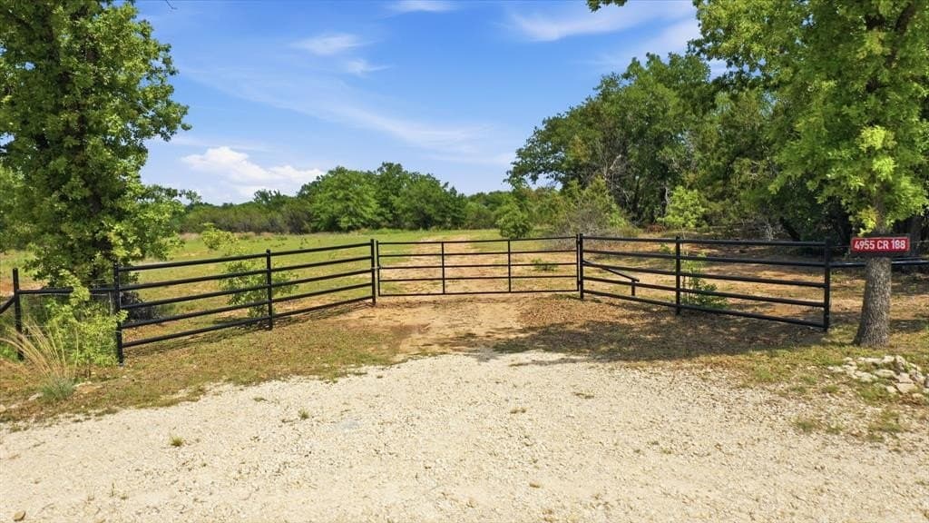 12 acres in Erath County