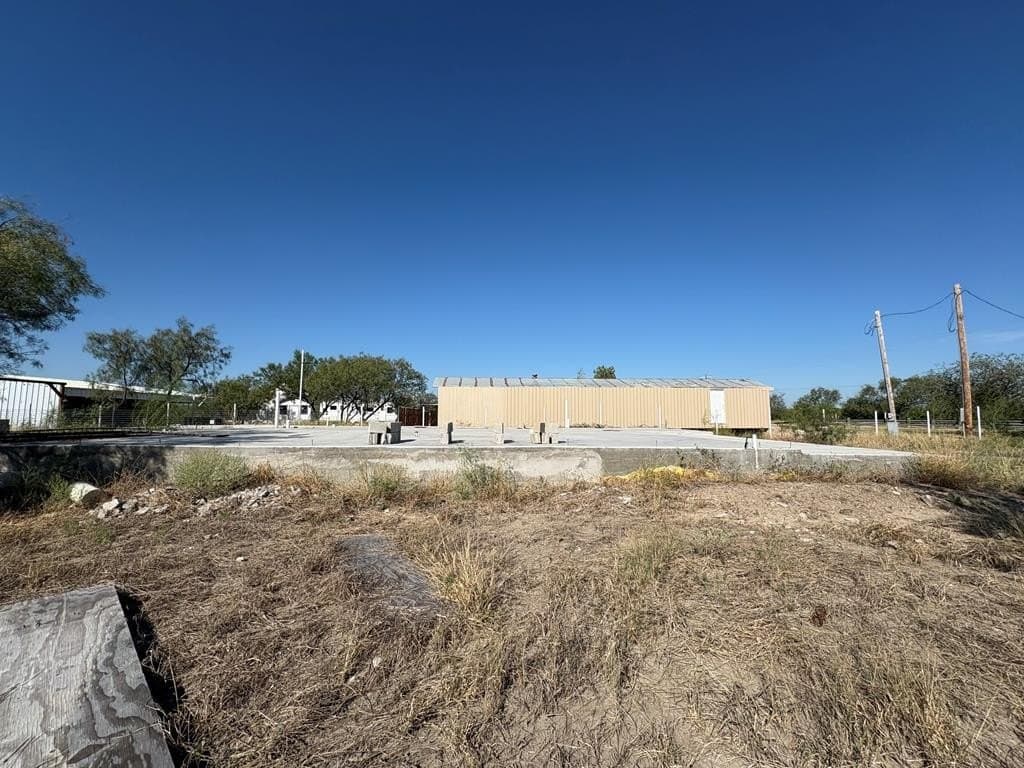 0.52 acres in Maverick County