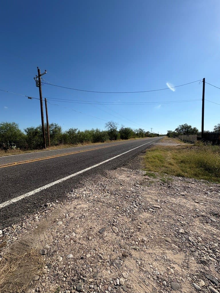 0.52 acres in Maverick County - photo 6