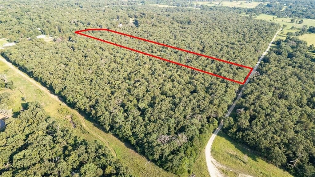 7.76 acres in Henderson County gallery image 3