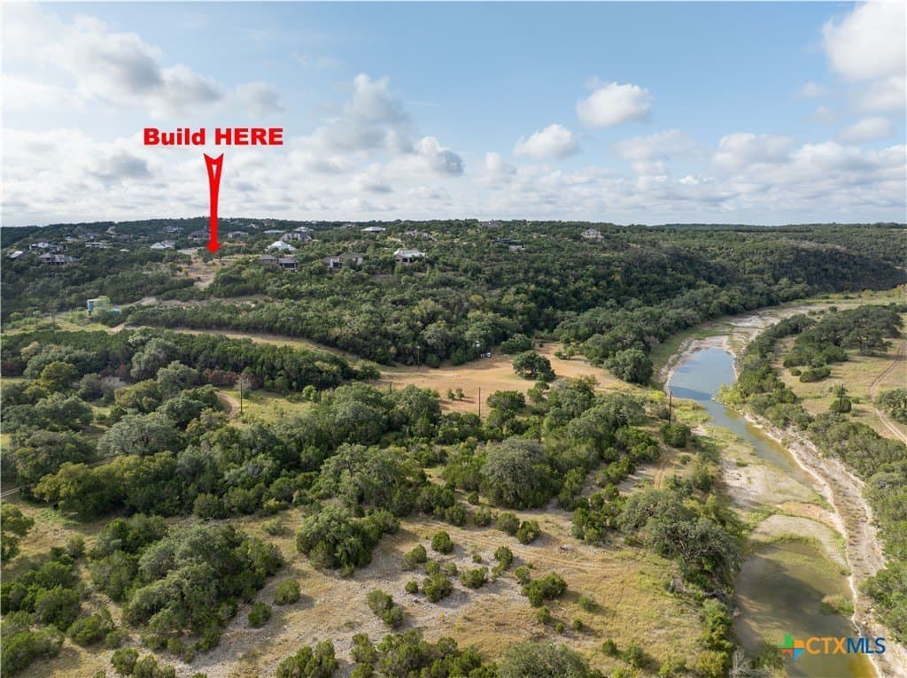 2.33 acres in Comal County gallery image 4