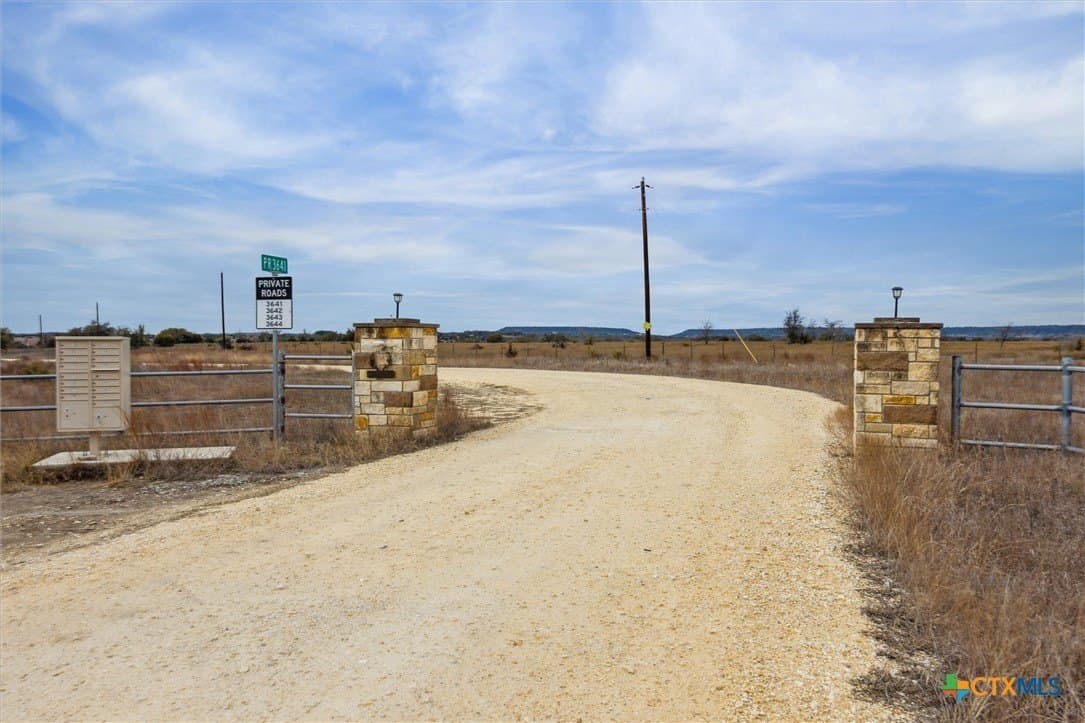 10.01 acres in Lampasas County gallery image 2