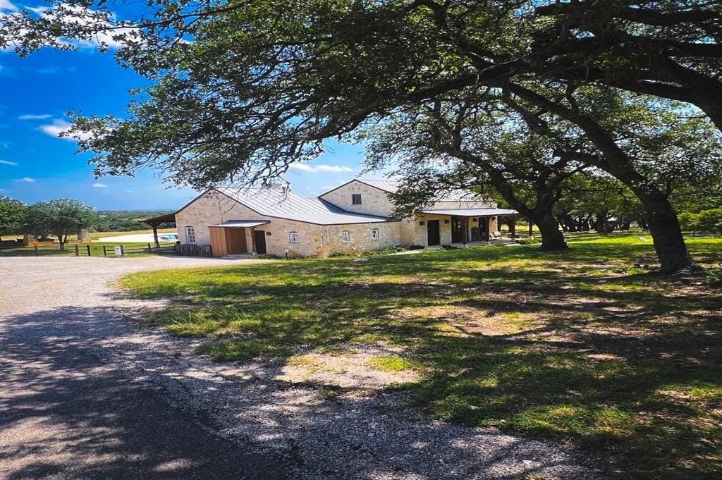 5.61 acres in Blanco County - photo 32