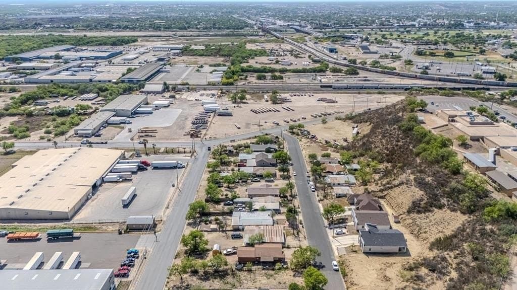0.18 acres in Maverick County gallery image 2