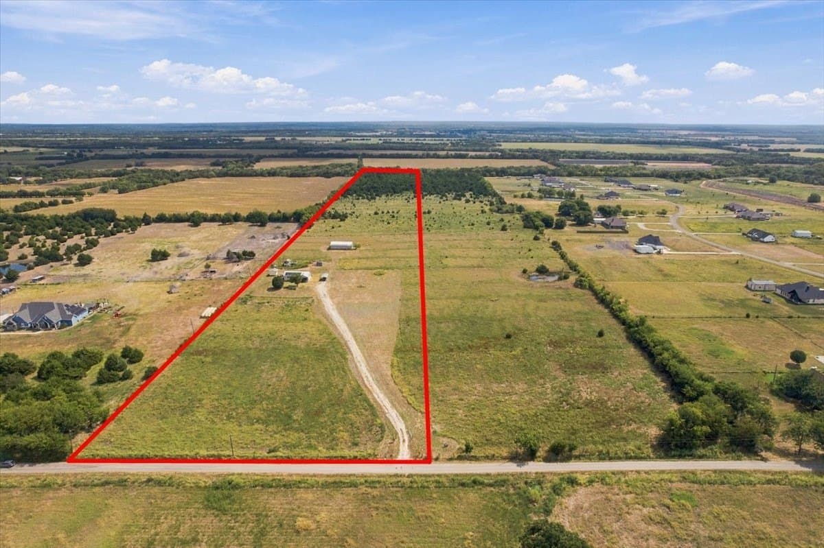 16.88 acres in Hunt County - photo 5