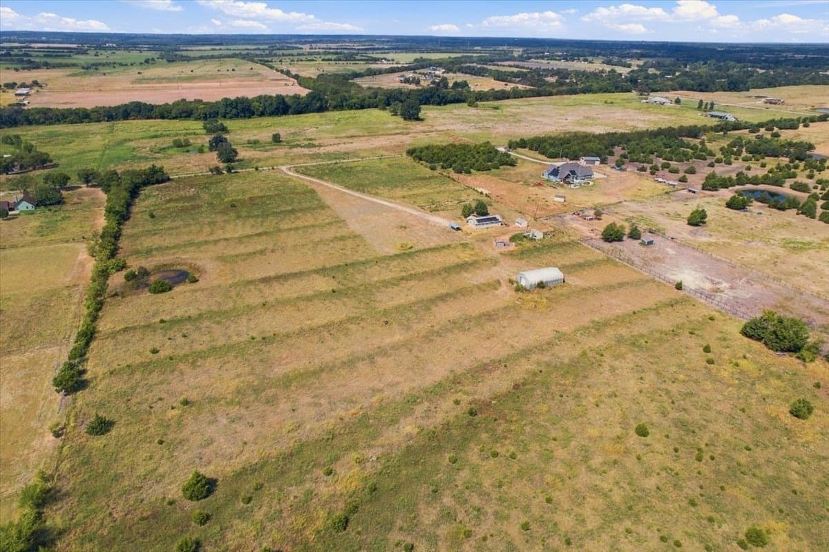 16.88 acres in Hunt County - photo 38