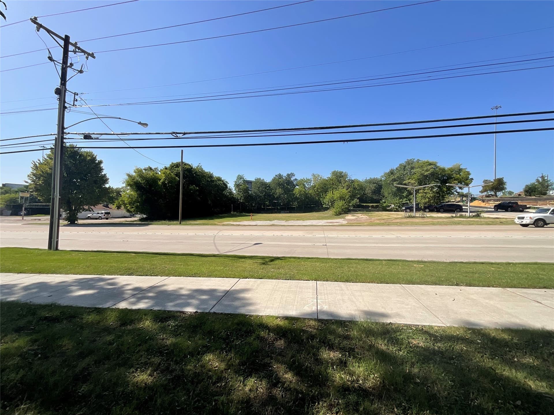 1.12 acres in Dallas County gallery image 3