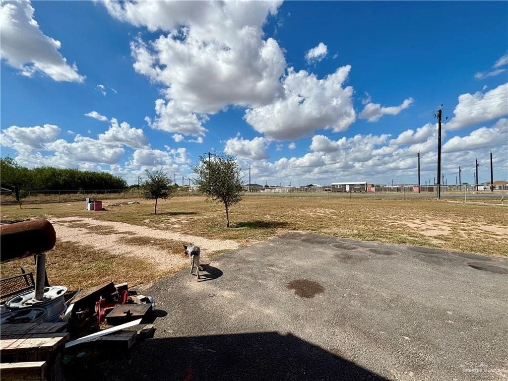 0.59 acres in Hidalgo County - photo 10