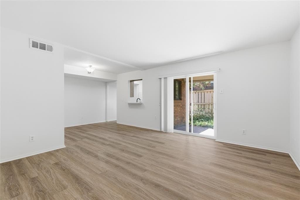 11.33 acres in Dallas County featured view