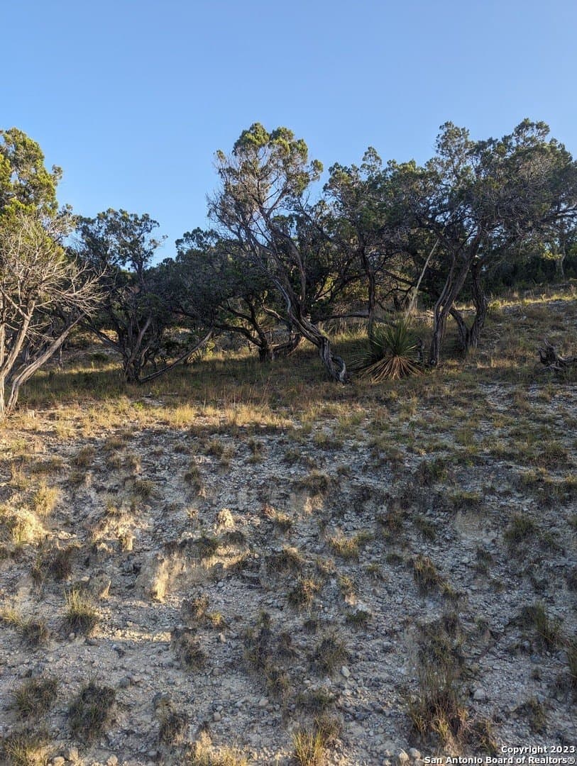 0.12 acres in Bandera County - photo 10