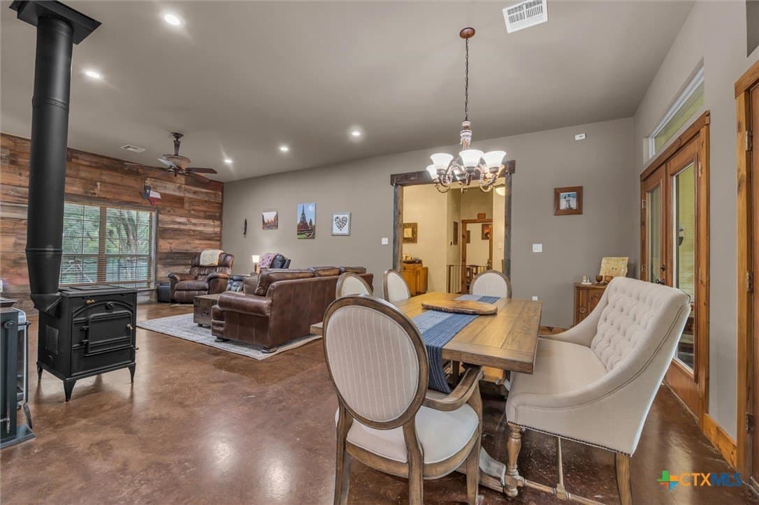 15.92 acres in Hill County featured view