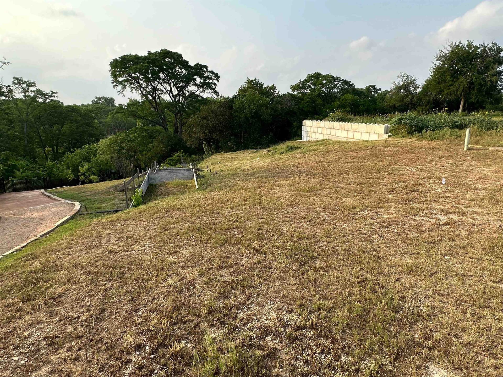 0.22 acres in Comal County - photo 10