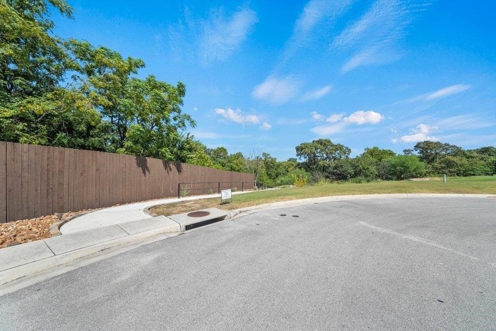 0.22 acres in Comal County - photo 3