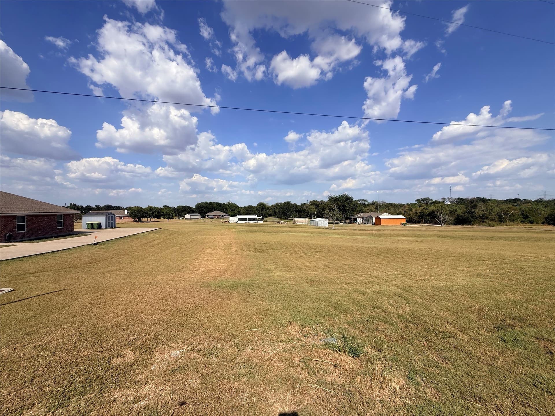 1.07 acres in McLennan County - photo 2
