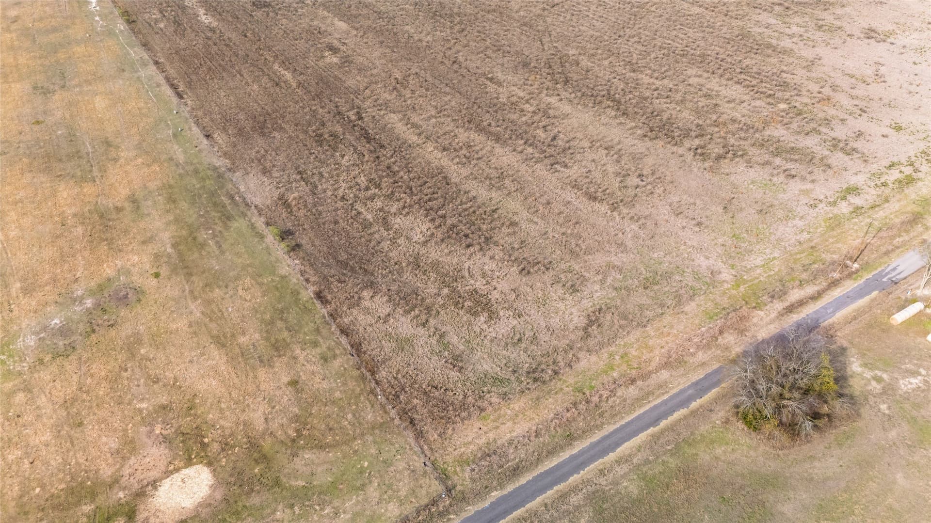 1.97 acres in Hunt County - photo 18