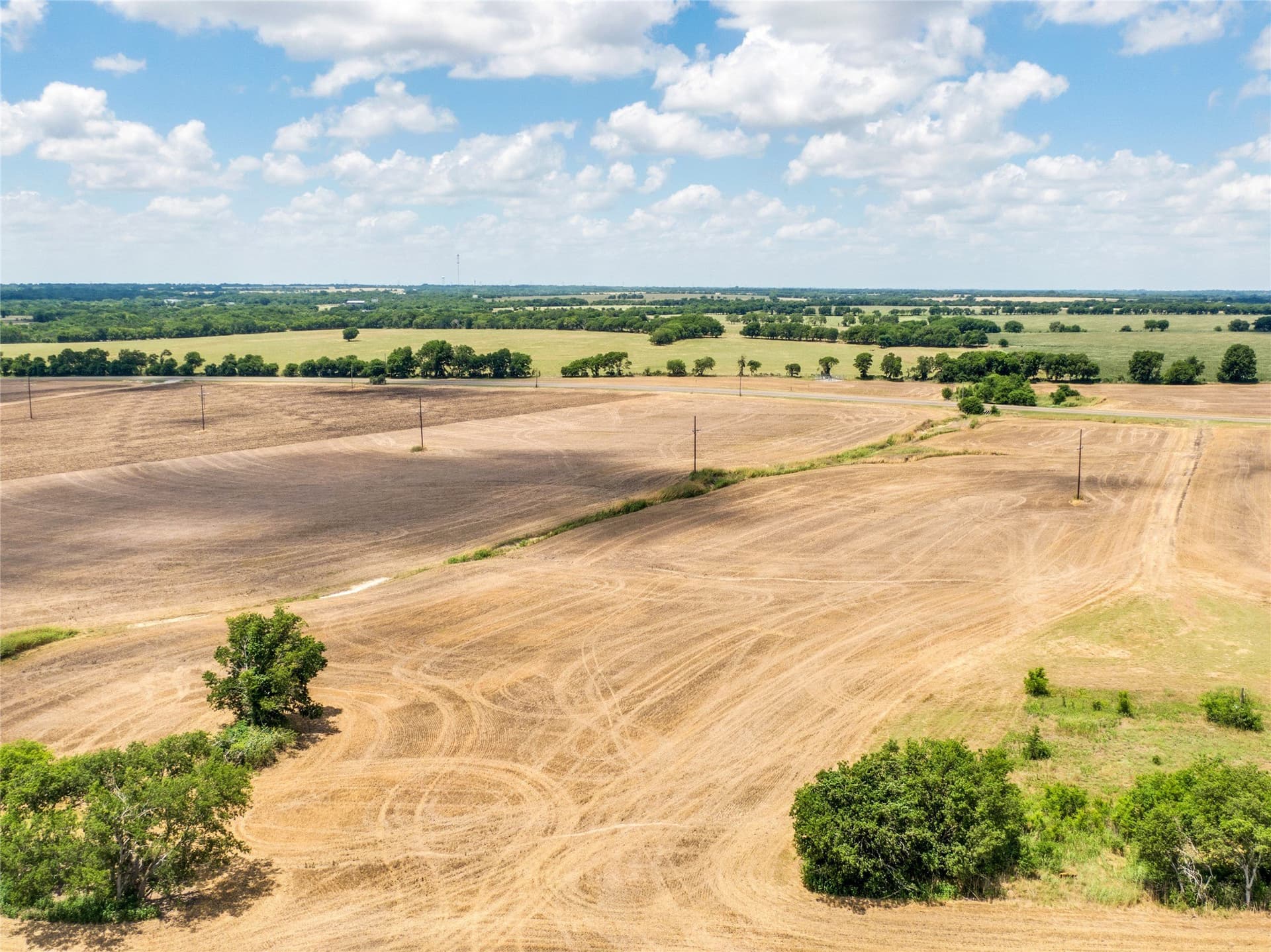 10 acres in Hill County - photo 13