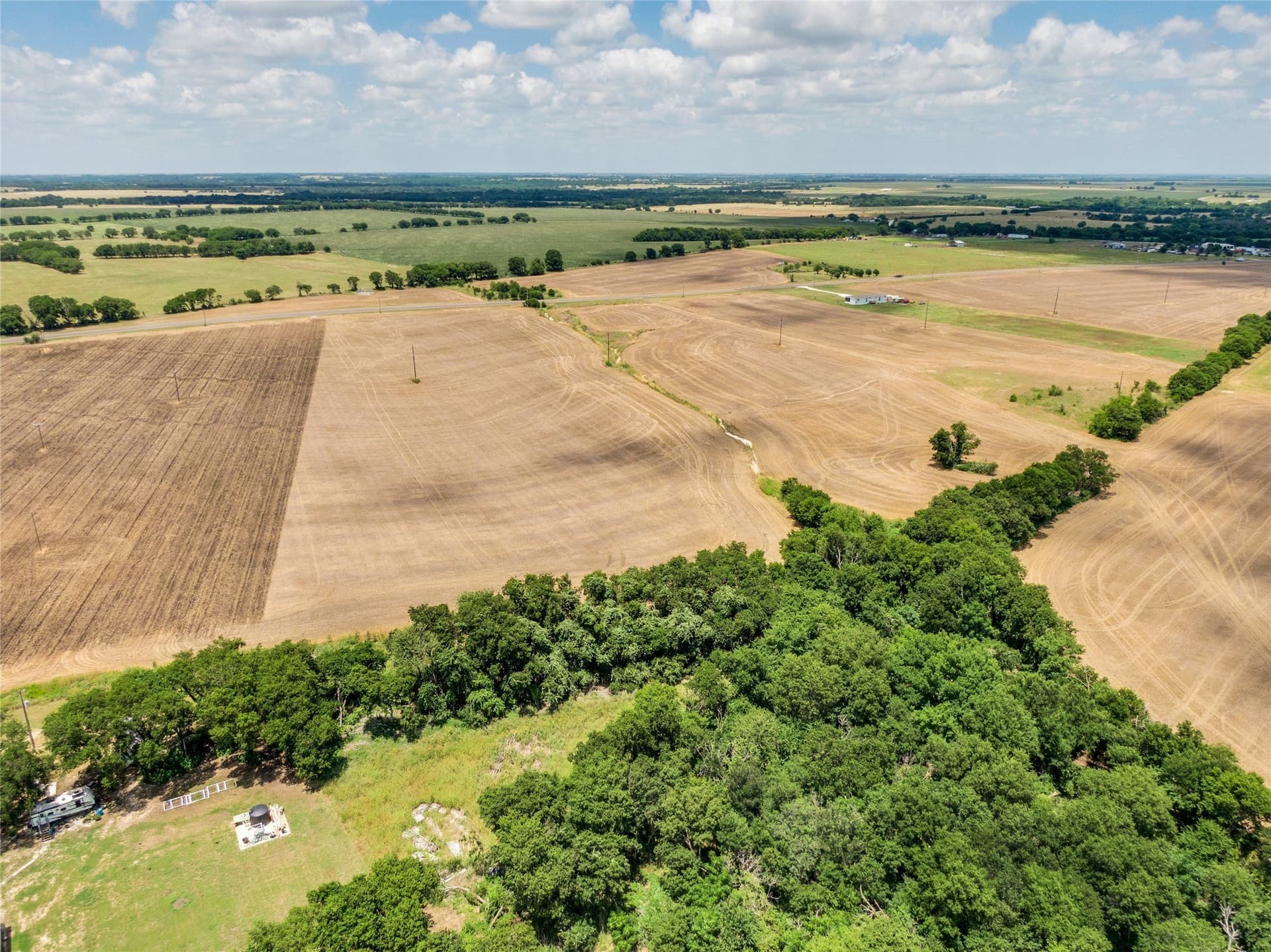 10 acres in Hill County - photo 14