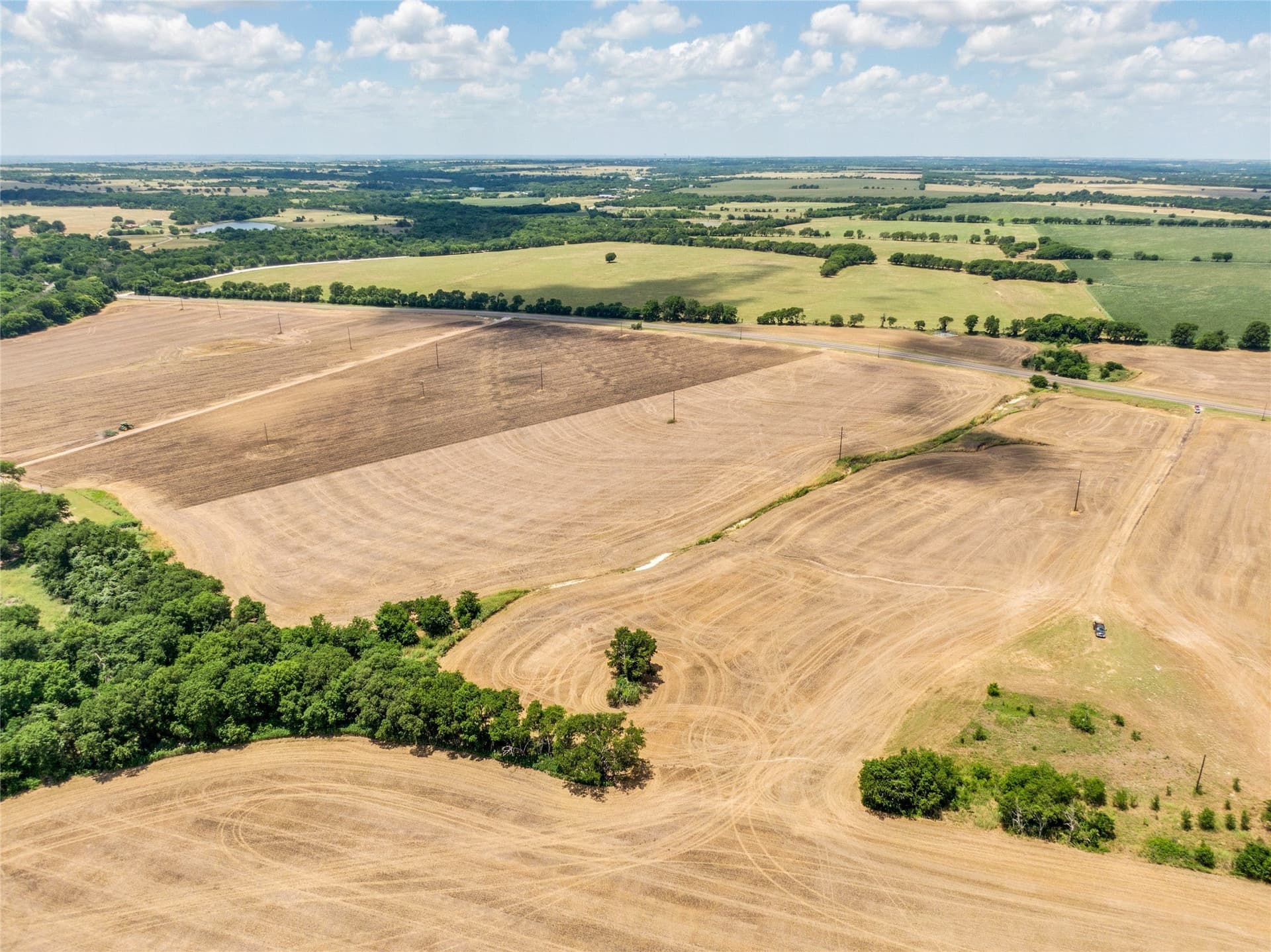 10 acres in Hill County - photo 12