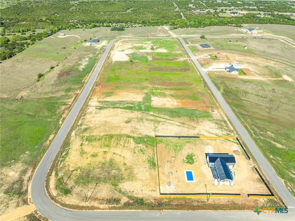 1.28 acres in Coryell County gallery image 2