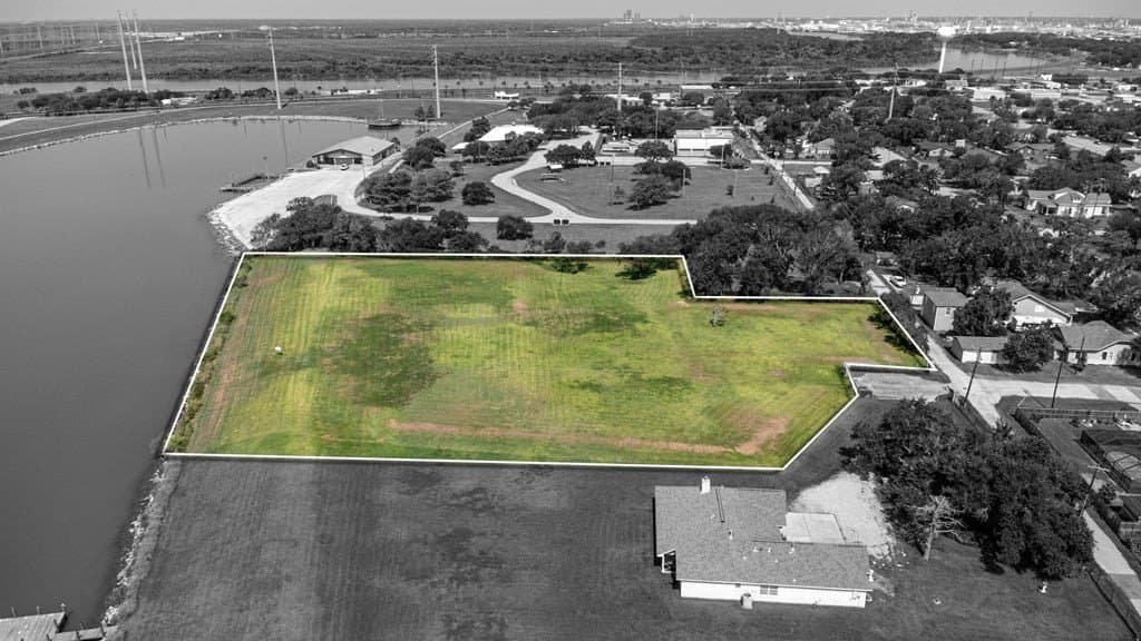 2.93 acres in Freeport County featured view