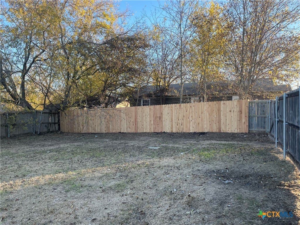 0.1 acres in Bell County - photo 9