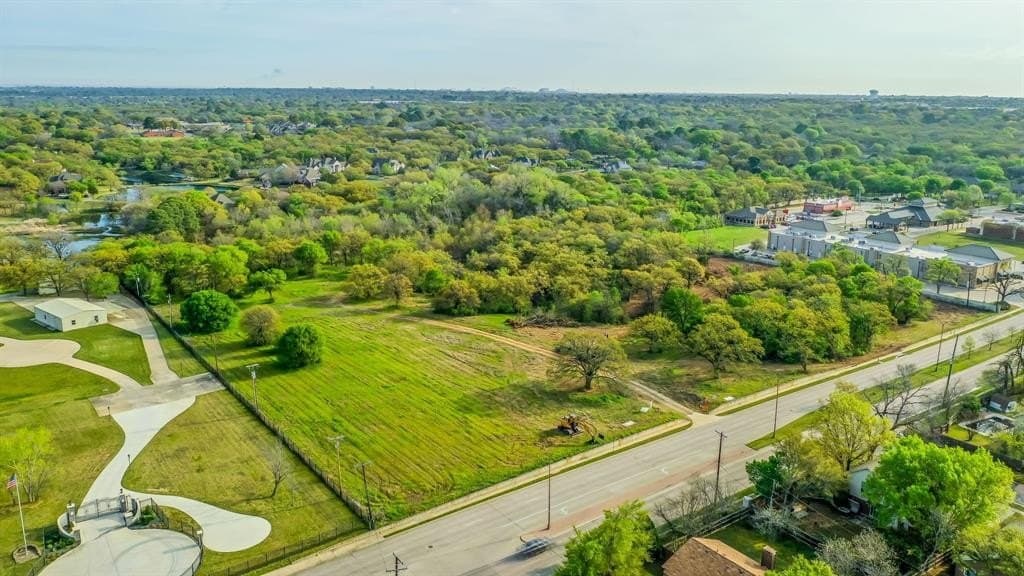 0.56 acres in Tarrant County gallery image 4
