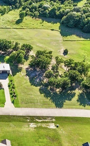 1.35 acres in Kaufman County