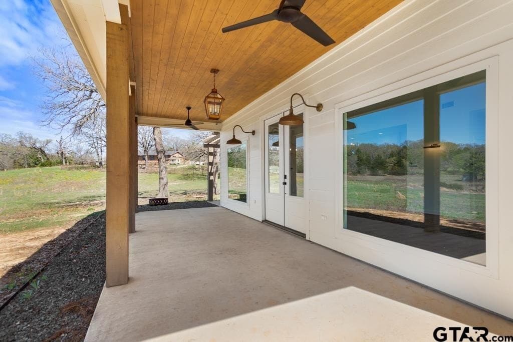10.98 acres in Smith County - photo 8